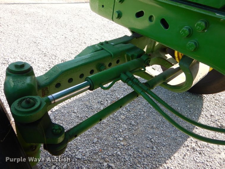 image for item FC9998 1994 John Deere 7800 tractor