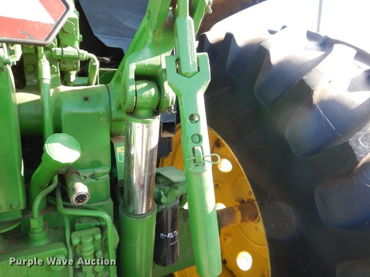 image for item FC9998 1994 John Deere 7800 tractor