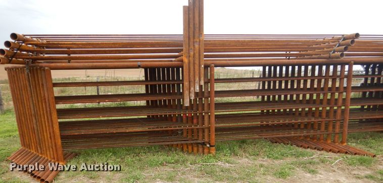 image for item FU9723 (36) livestock panels