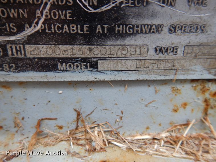 image for item GJ9853 1988 Fruehauf converter dolly