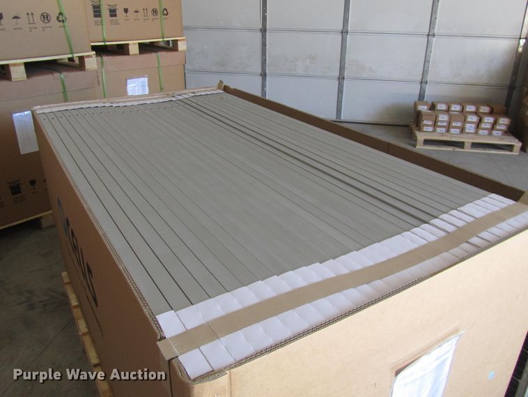 image for item H1049 (29) Hanwha Q-Cells solar panels