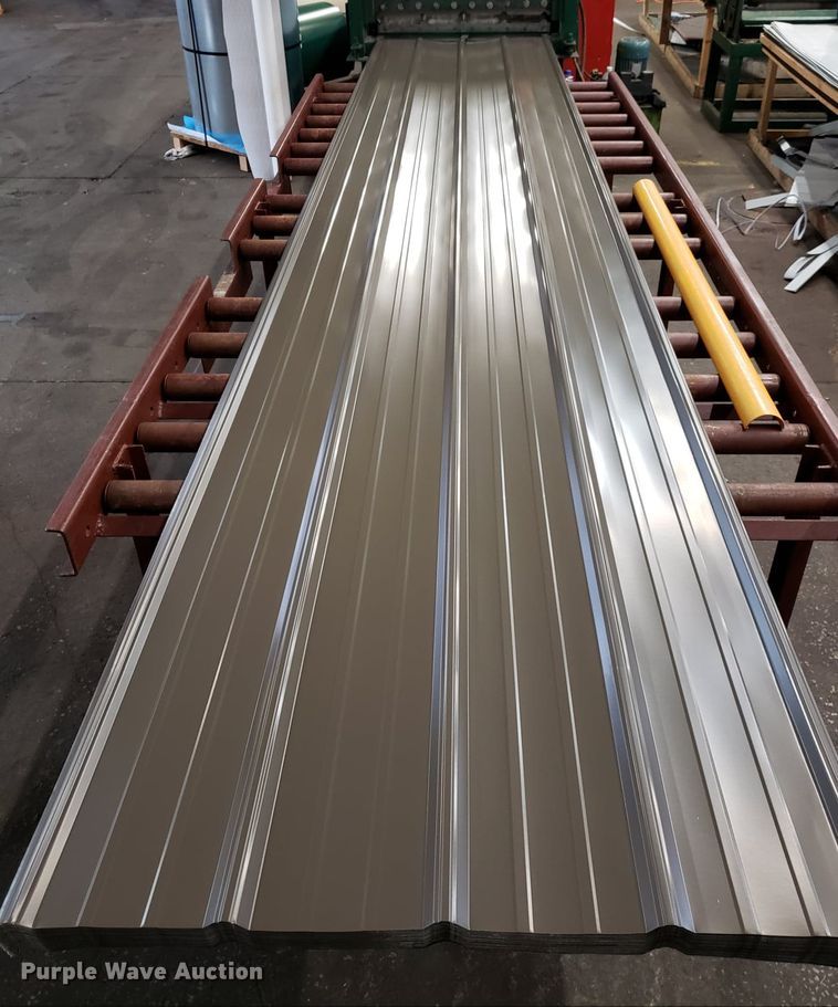 image for item H1123 (58) sheets of ag panel metal roofing/siding