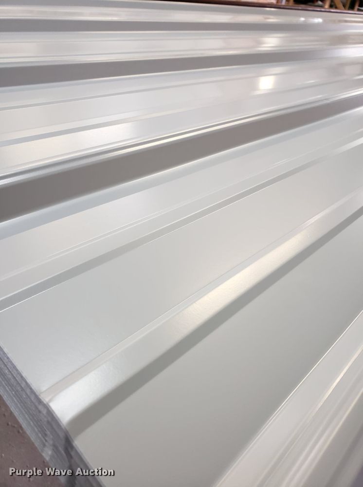 image for item H1123 (58) sheets of ag panel metal roofing/siding