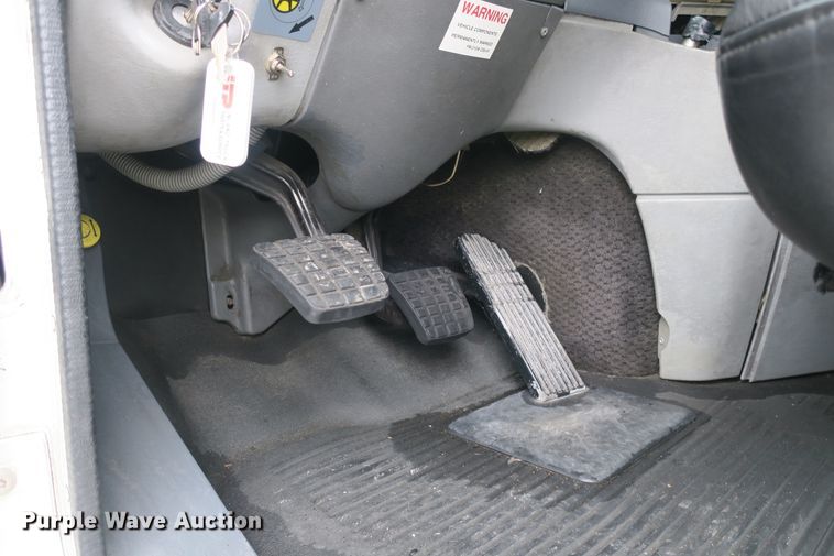 image for item DB10179 2002 Freightliner Century Class ST semi truck