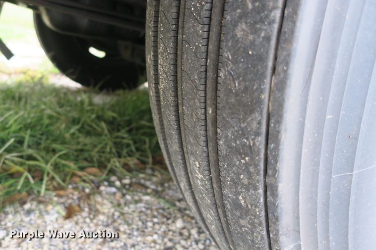 image for item DB10179 2002 Freightliner Century Class ST semi truck