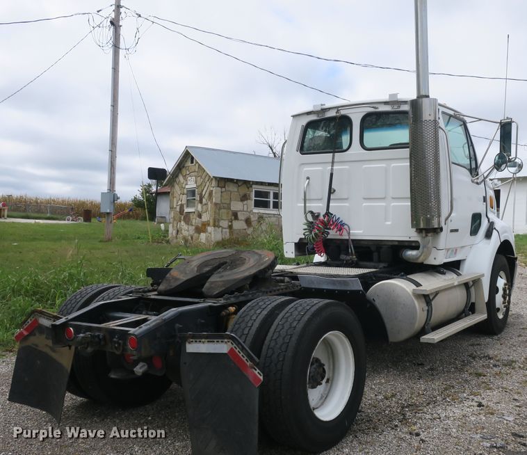image for item DB10180 2007 Sterling A-Line semi truck