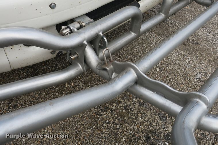 image for item DB10181 2004 Freightliner Columbia semi truck