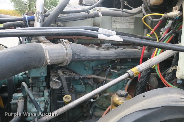 image for item DB10181 2004 Freightliner Columbia semi truck