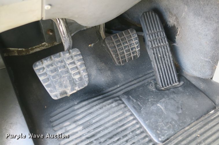 image for item DB10181 2004 Freightliner Columbia semi truck