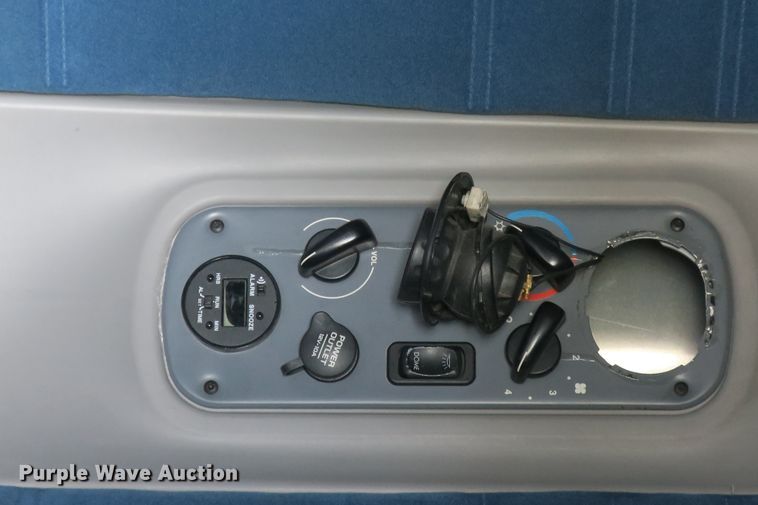 image for item DB10181 2004 Freightliner Columbia semi truck