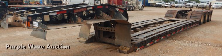 image for item DD4466 2007 Fontaine Magnitude 55L lowboy equipment trailer