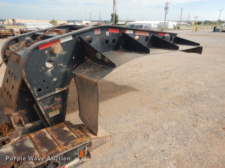 image for item DD4466 2007 Fontaine Magnitude 55L lowboy equipment trailer
