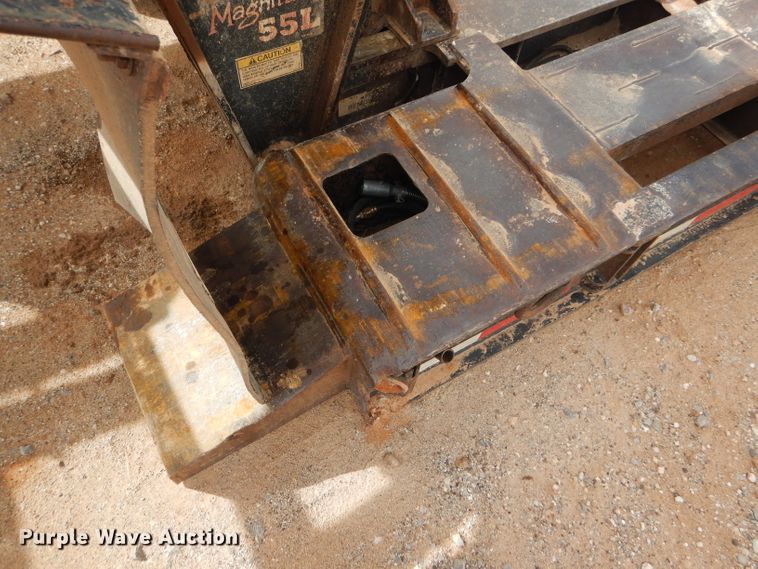 image for item DD4466 2007 Fontaine Magnitude 55L lowboy equipment trailer