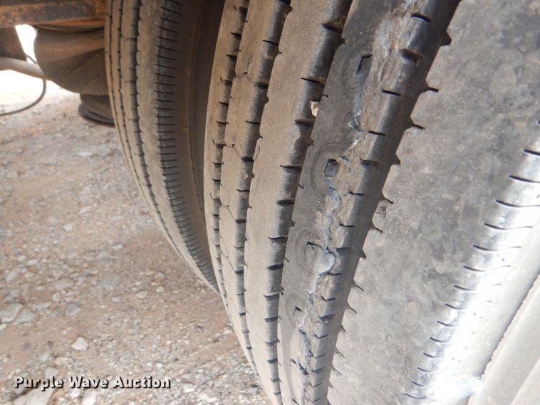 image for item DD4466 2007 Fontaine Magnitude 55L lowboy equipment trailer