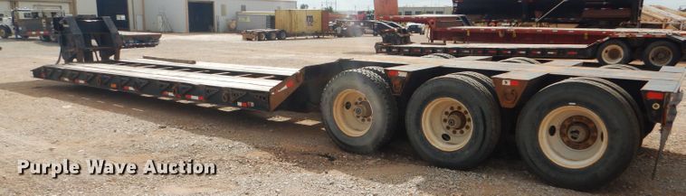 image for item DD4468 2001 Witzco Challenger RG-50 lowboy equipment trailer
