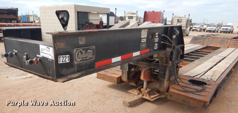 image for item DD4468 2001 Witzco Challenger RG-50 lowboy equipment trailer