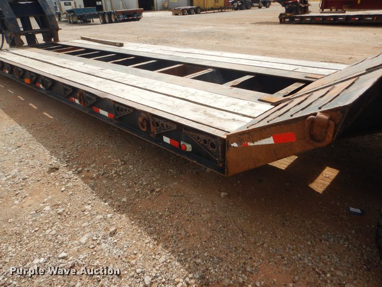 image for item DD4468 2001 Witzco Challenger RG-50 lowboy equipment trailer