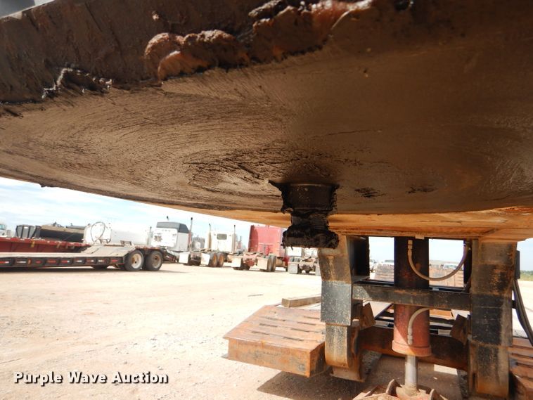 image for item DD4468 2001 Witzco Challenger RG-50 lowboy equipment trailer