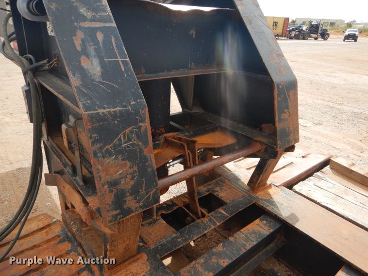 image for item DD4468 2001 Witzco Challenger RG-50 lowboy equipment trailer