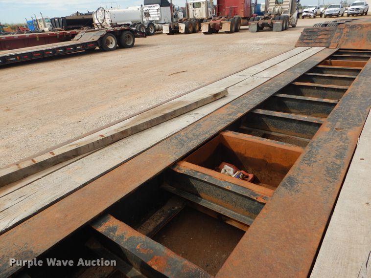 image for item DD4468 2001 Witzco Challenger RG-50 lowboy equipment trailer