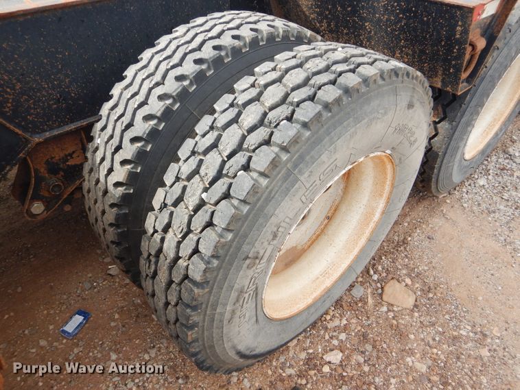 image for item DD4468 2001 Witzco Challenger RG-50 lowboy equipment trailer