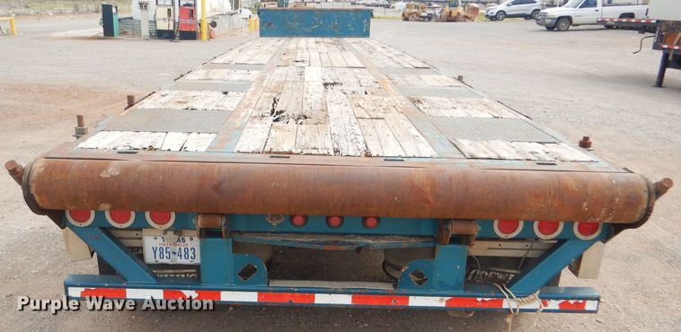 image for item DD4470 2007 Lode King drop deck trailer