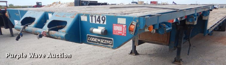 image for item DD4470 2007 Lode King drop deck trailer