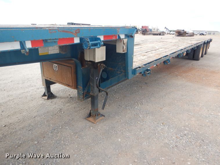 image for item DD4470 2007 Lode King drop deck trailer