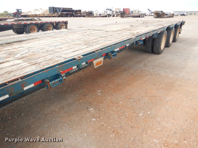 image for item DD4470 2007 Lode King drop deck trailer
