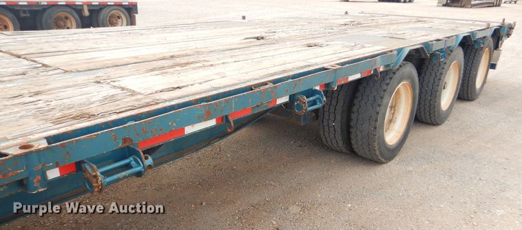 image for item DD4470 2007 Lode King drop deck trailer