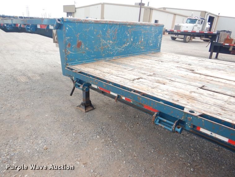 image for item DD4470 2007 Lode King drop deck trailer