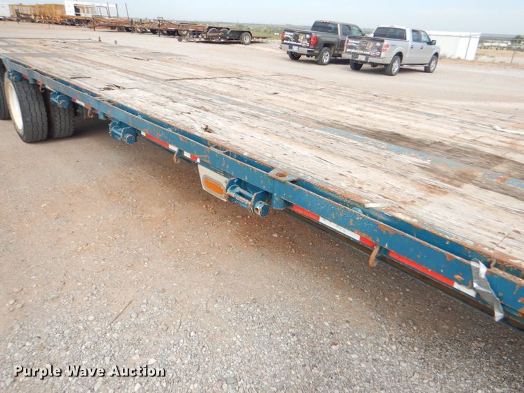 image for item DD4470 2007 Lode King drop deck trailer
