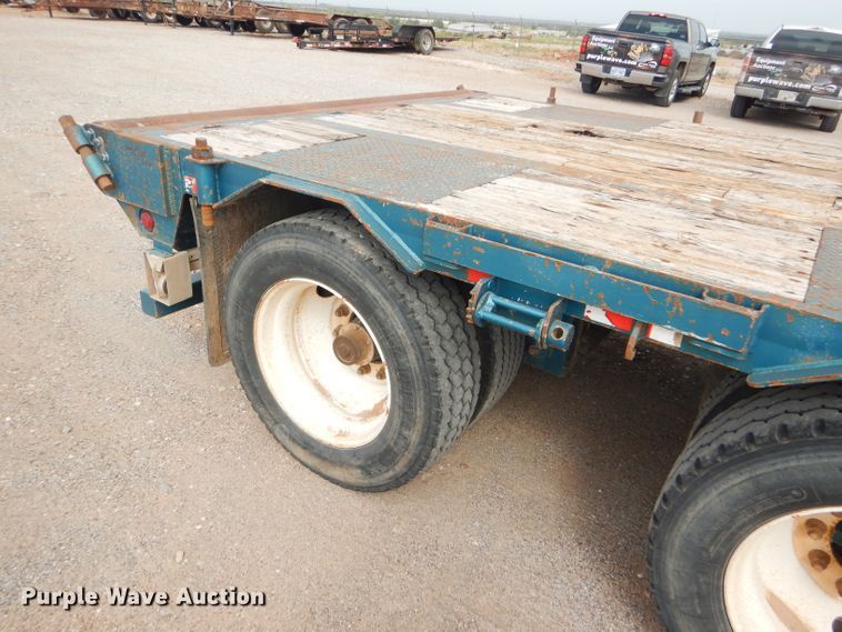 image for item DD4470 2007 Lode King drop deck trailer