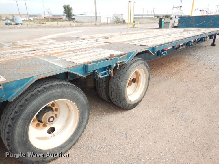 image for item DD4470 2007 Lode King drop deck trailer