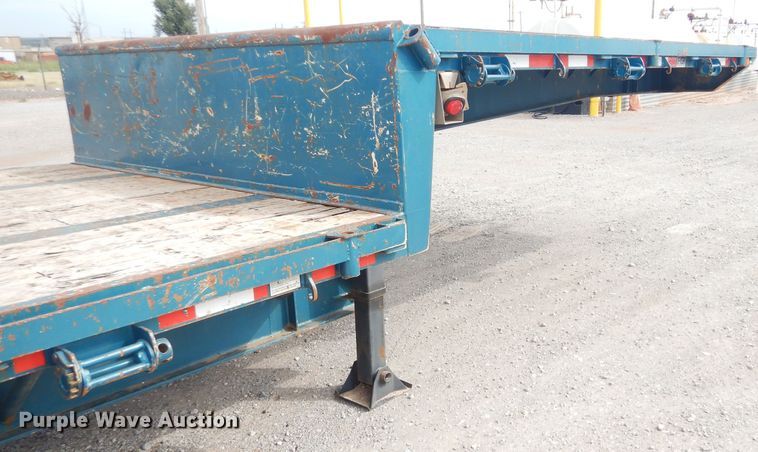 image for item DD4470 2007 Lode King drop deck trailer