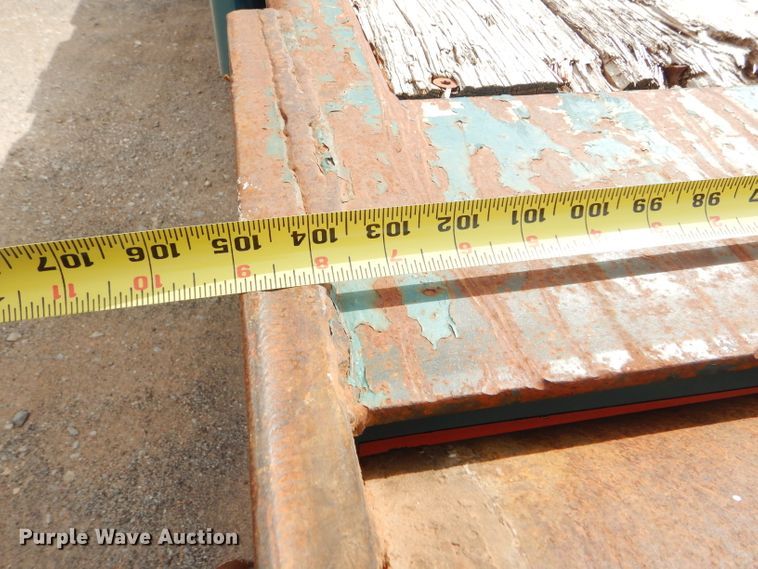 image for item DD4470 2007 Lode King drop deck trailer