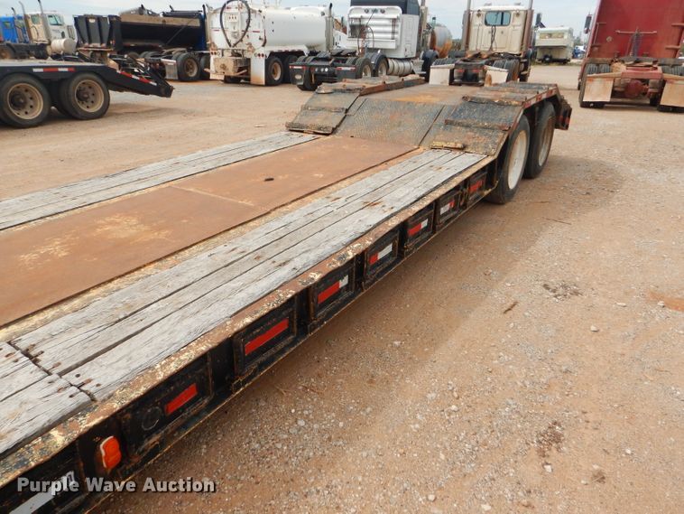 image for item DD4471 1989 Eager Beaver lowboy equipment trailer