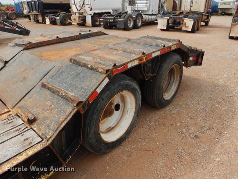 image for item DD4471 1989 Eager Beaver lowboy equipment trailer