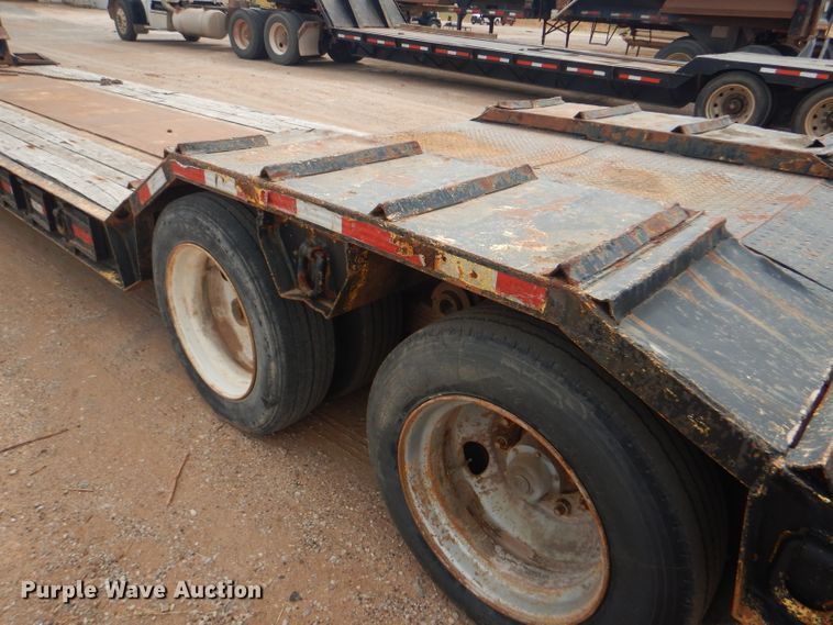 image for item DD4471 1989 Eager Beaver lowboy equipment trailer