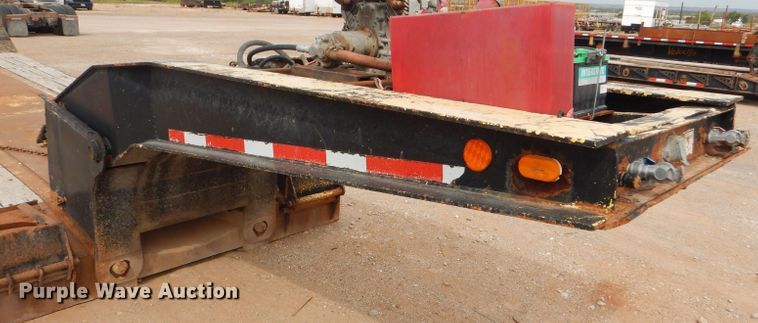 image for item DD4471 1989 Eager Beaver lowboy equipment trailer
