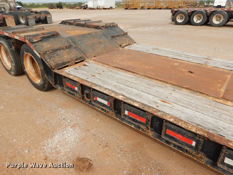 image for item DD4471 1989 Eager Beaver lowboy equipment trailer