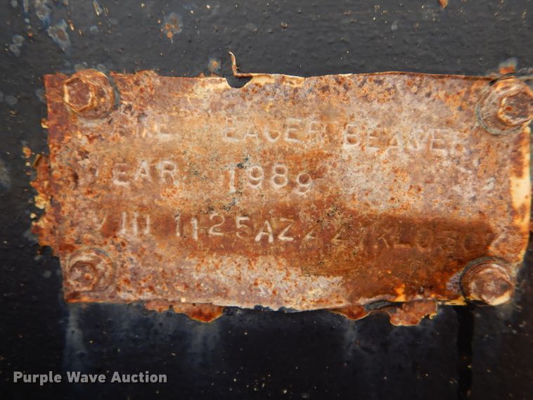 image for item DD4471 1989 Eager Beaver lowboy equipment trailer