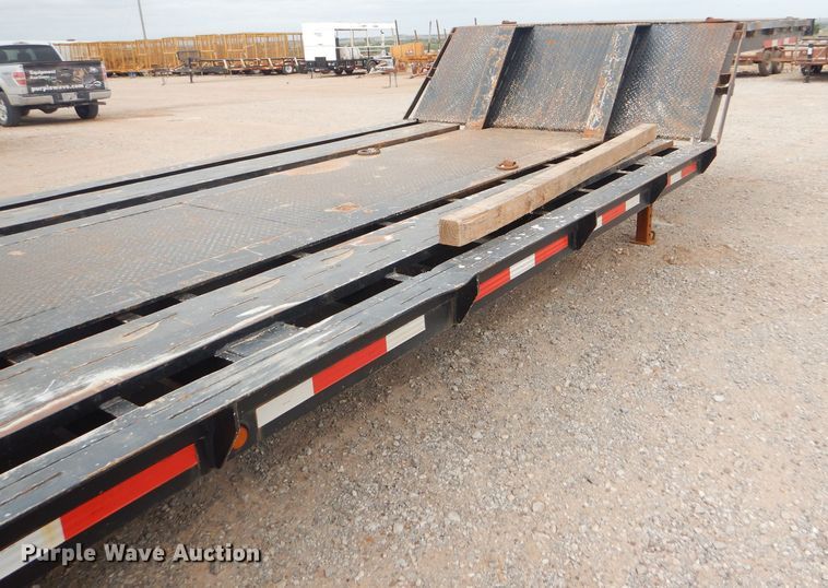 image for item DD4473 1974 AMC drop deck equipment trailer