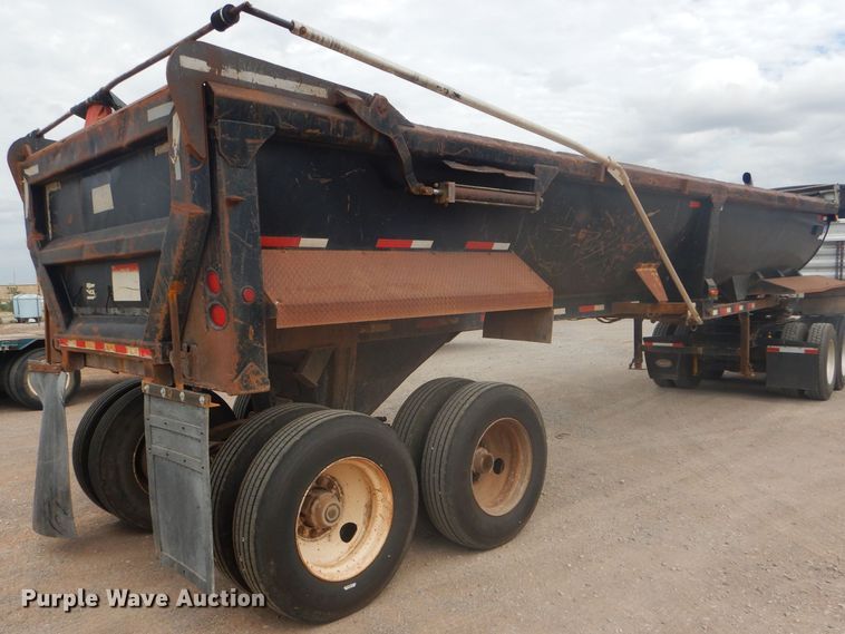 image for item DD4474 2000 Travis HRS end dump trailer