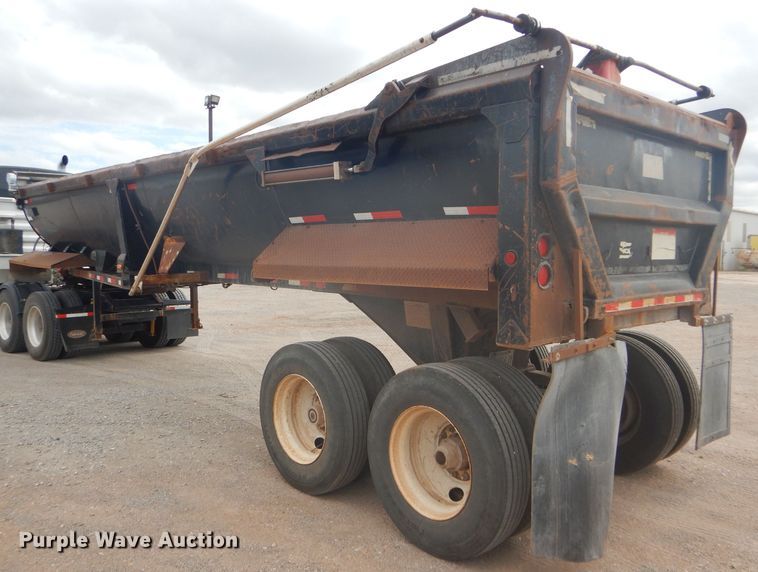 image for item DD4474 2000 Travis HRS end dump trailer