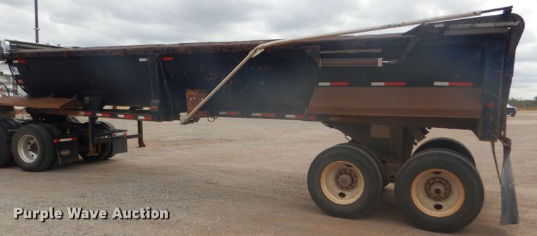 image for item DD4474 2000 Travis HRS end dump trailer