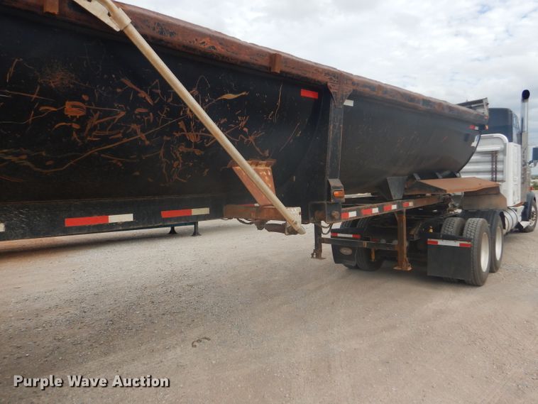 image for item DD4474 2000 Travis HRS end dump trailer