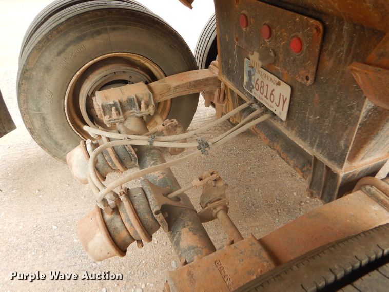 image for item DD4474 2000 Travis HRS end dump trailer