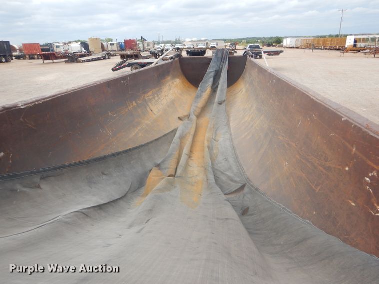 image for item DD4474 2000 Travis HRS end dump trailer