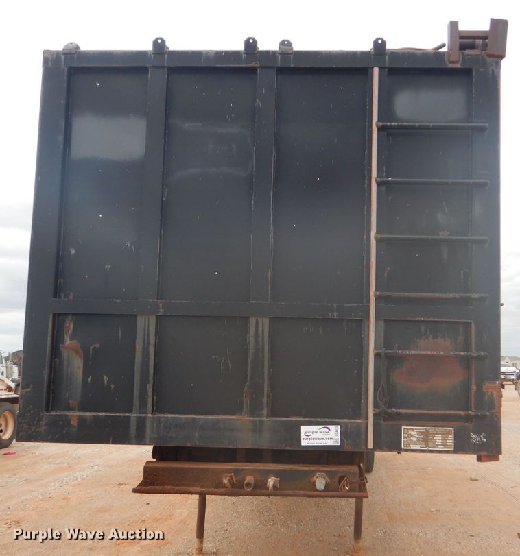 image for item DD4475 1995 Chief CHTD3057 end dump trailer